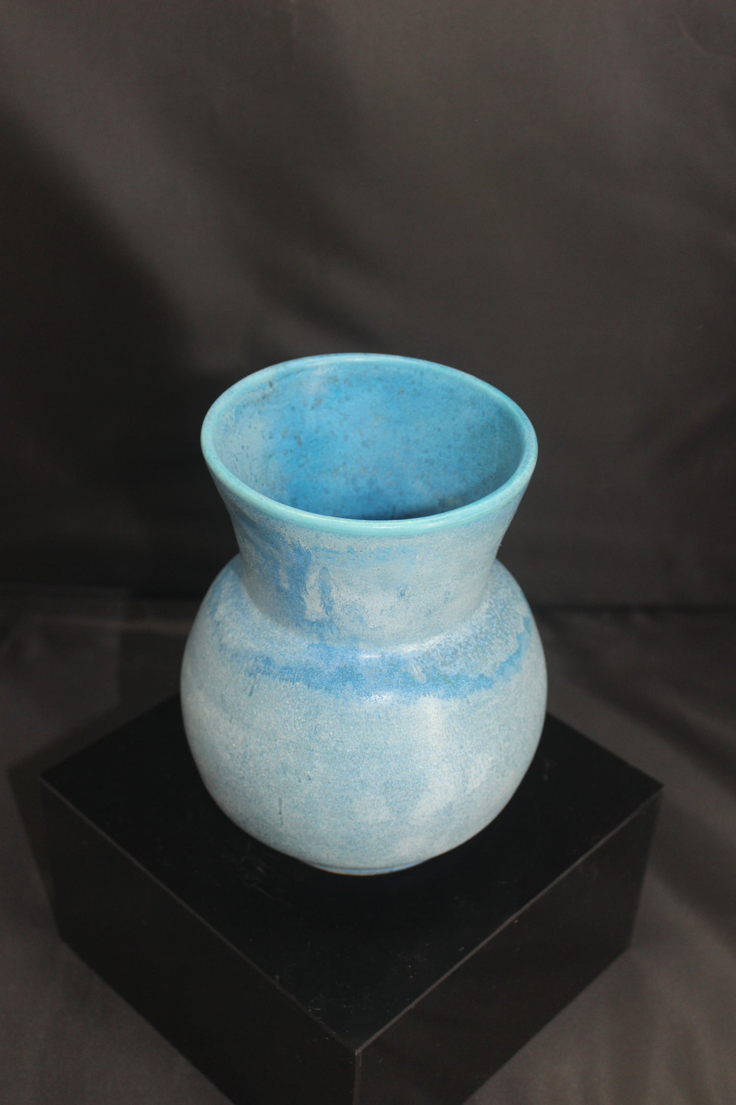 Vase, Thistle