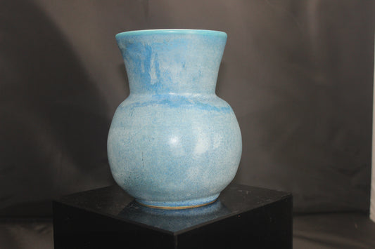 Vase, Thistle